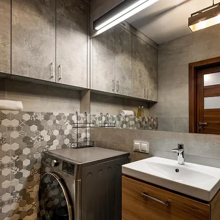 Rentplanet - Ksiecia Witolda Apartment